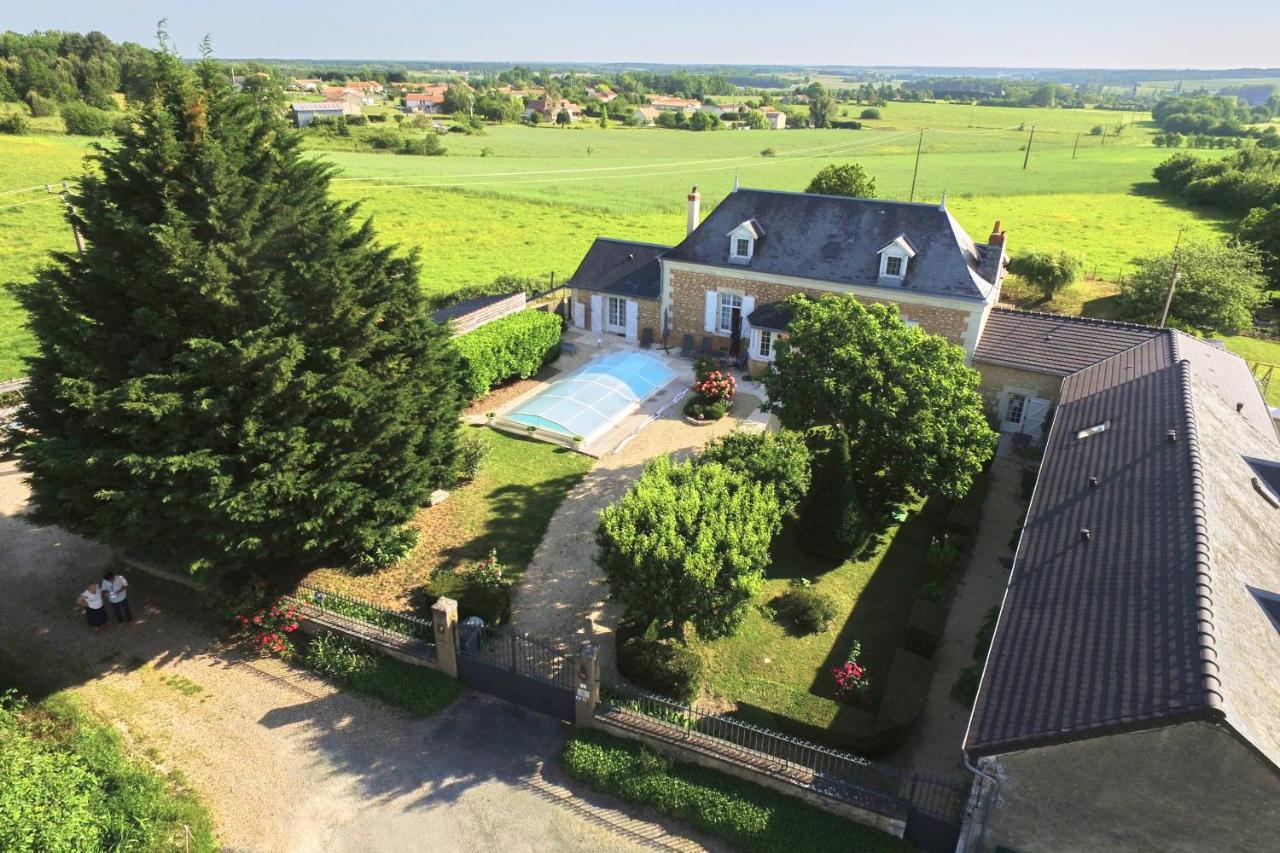 La Costonnerie Bed & Breakfast Leigne-sur-Usseau Eksteriør bilde